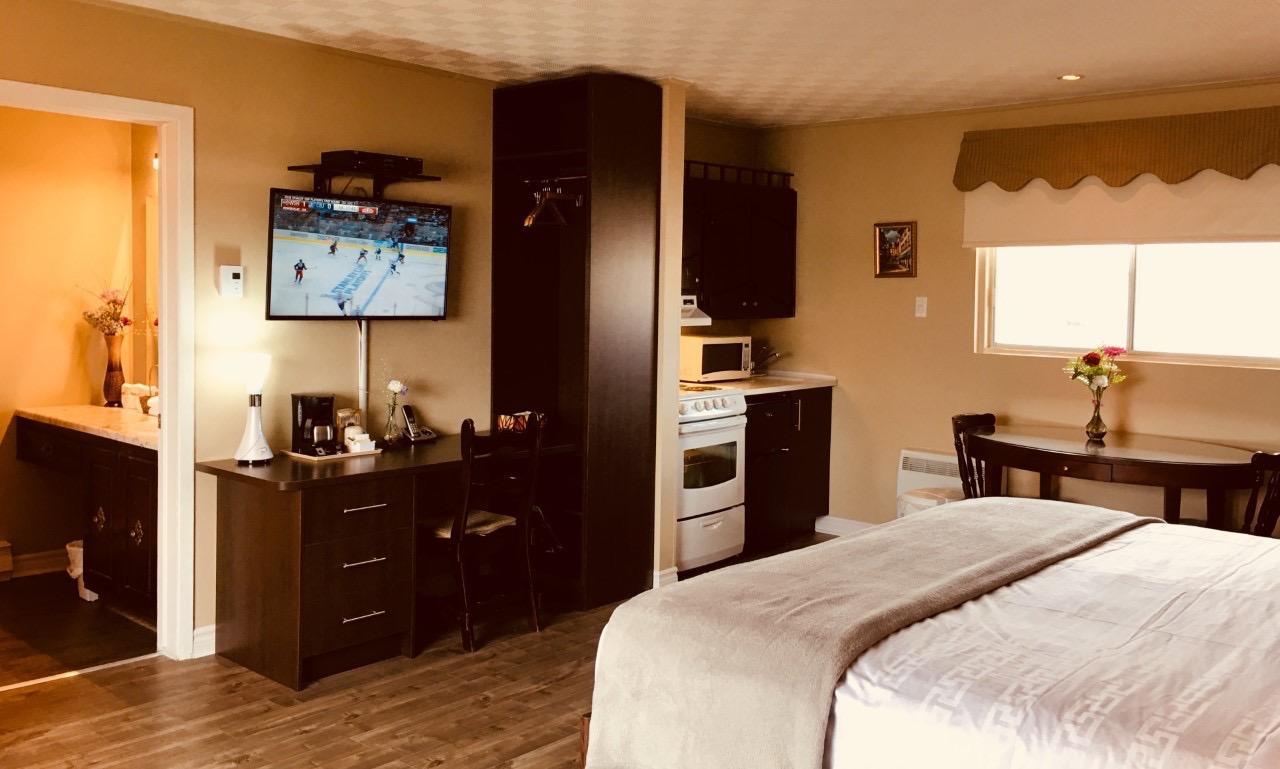 Au Doc Motel Repentigny Buitenkant foto
